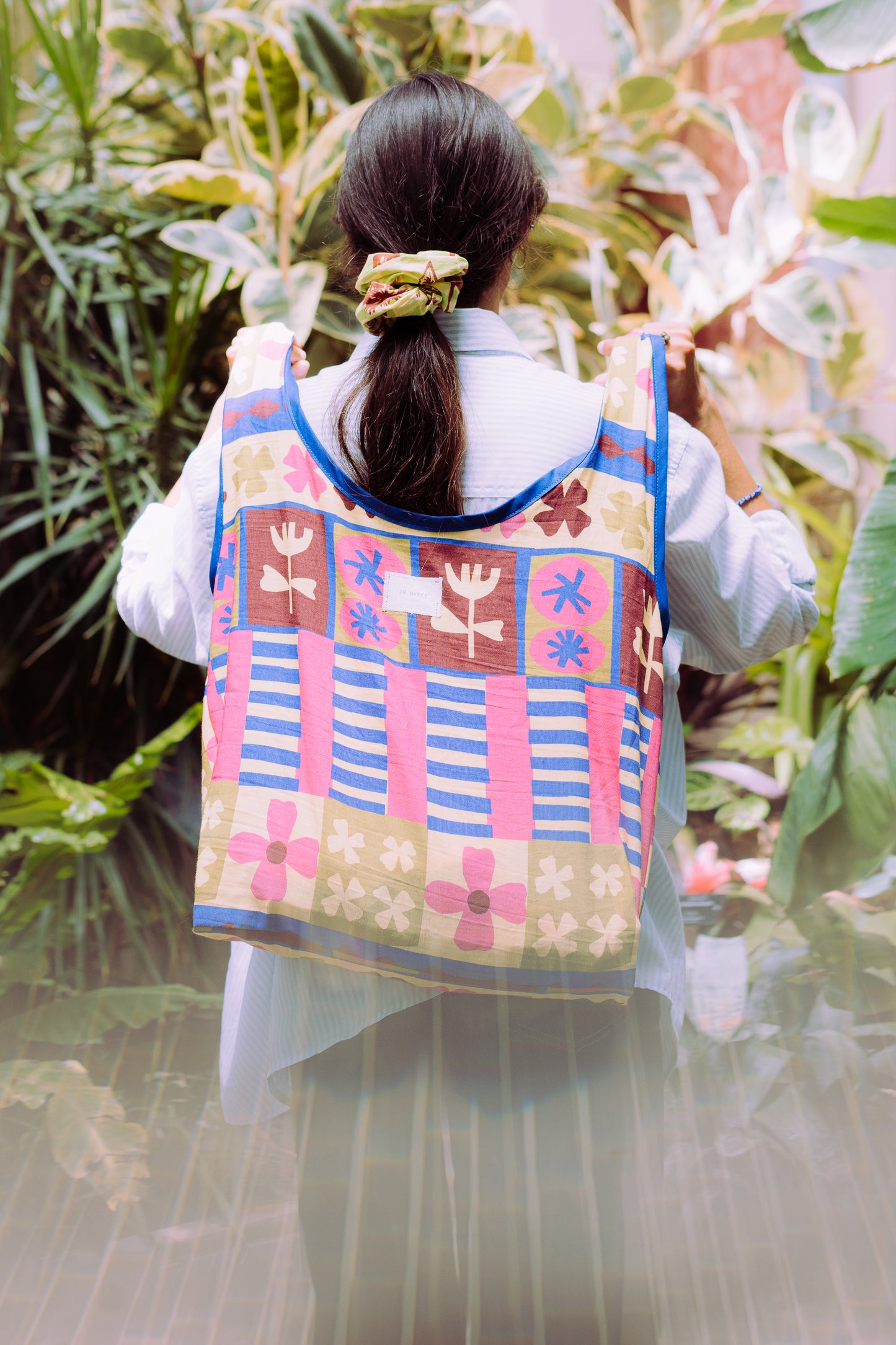 SPRING COLLAGE BAG